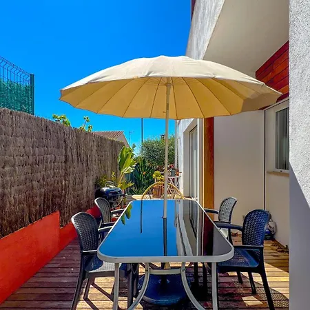 Vivalidays Greco House - בית נופש