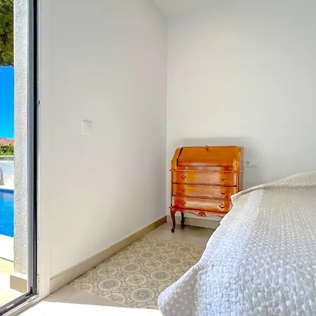 Casa de Férias Vivalidays Greco House - *